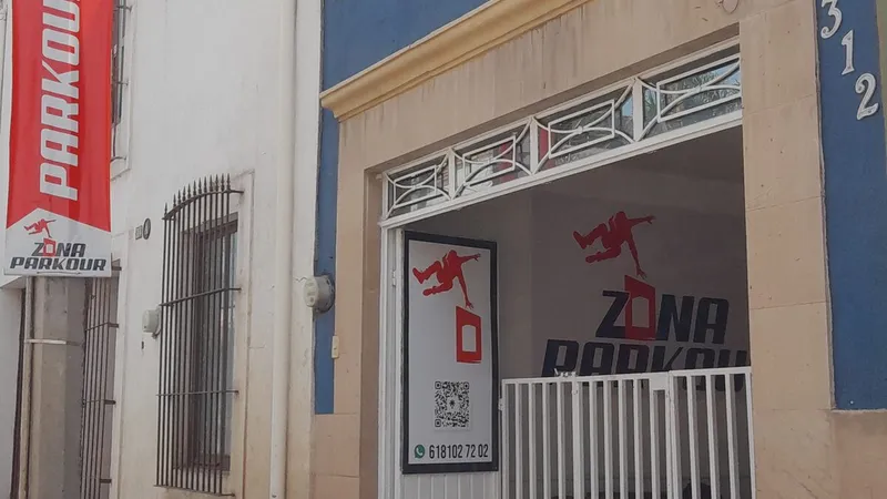 Fachada de Zona Parkour - Analco, en Victoria de Durango.
